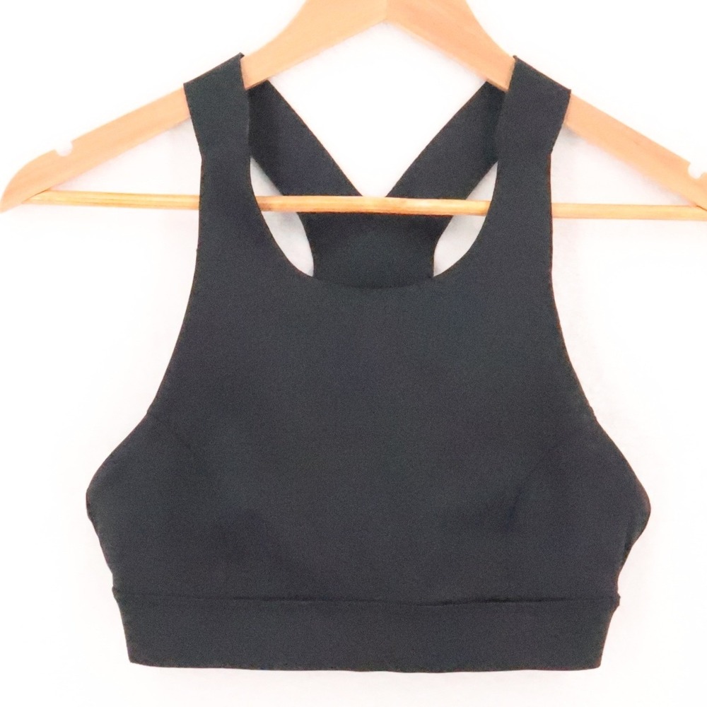 Lululemon Invigorate High Neck Sports Bra Womens‎ Size 6 Black Yoga Activewear